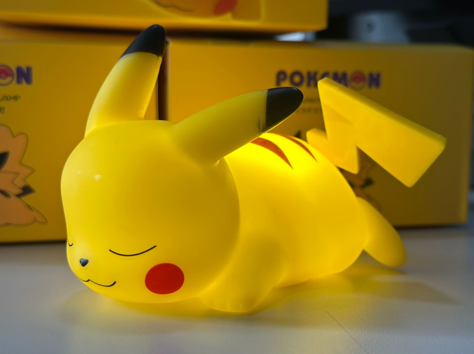 Vista 9 de Lampara Led de Pokemon Pikachu